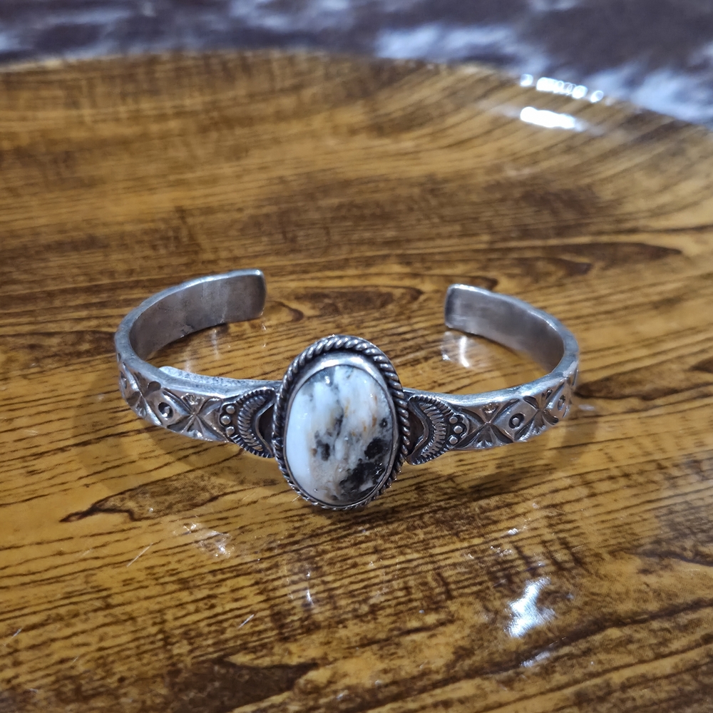 Native American Sterling Silver White Buffalo Cuff Bracelet Gorgeous